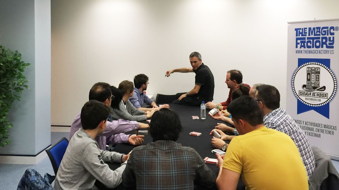 Escuela y cursos de magia
